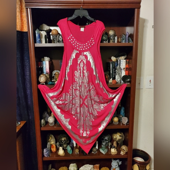 Beautiful Fuchsia with Grey pattern design and silver accents summer dress. - Picture 2 of 6